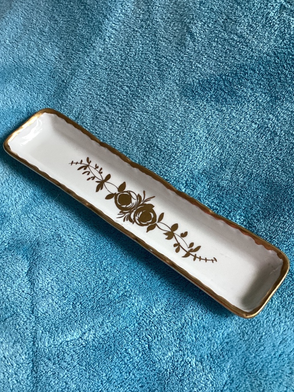 VINTAGE BIRKS HAND PAINTED GOLD PORCELAIN RECTANGULAR TRINKET TRAY/PINS TRAY